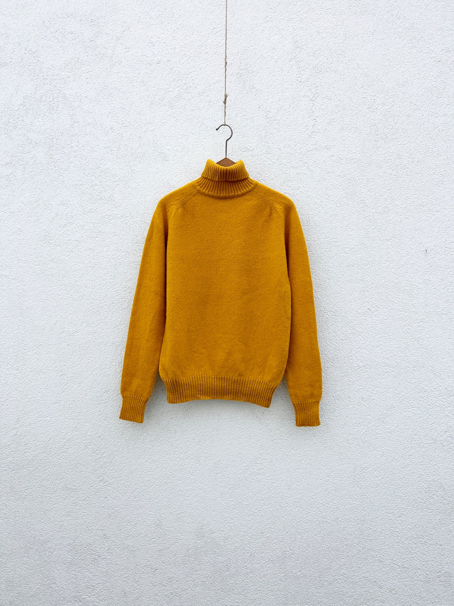 Turtleneck knit