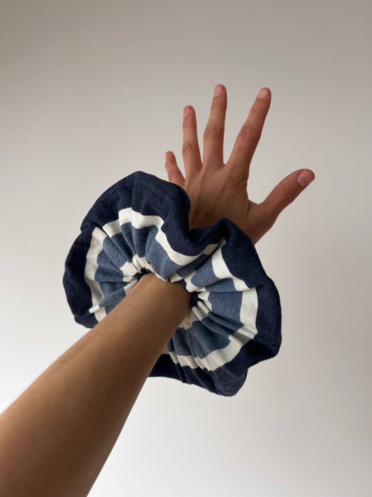 Scrunchie 048